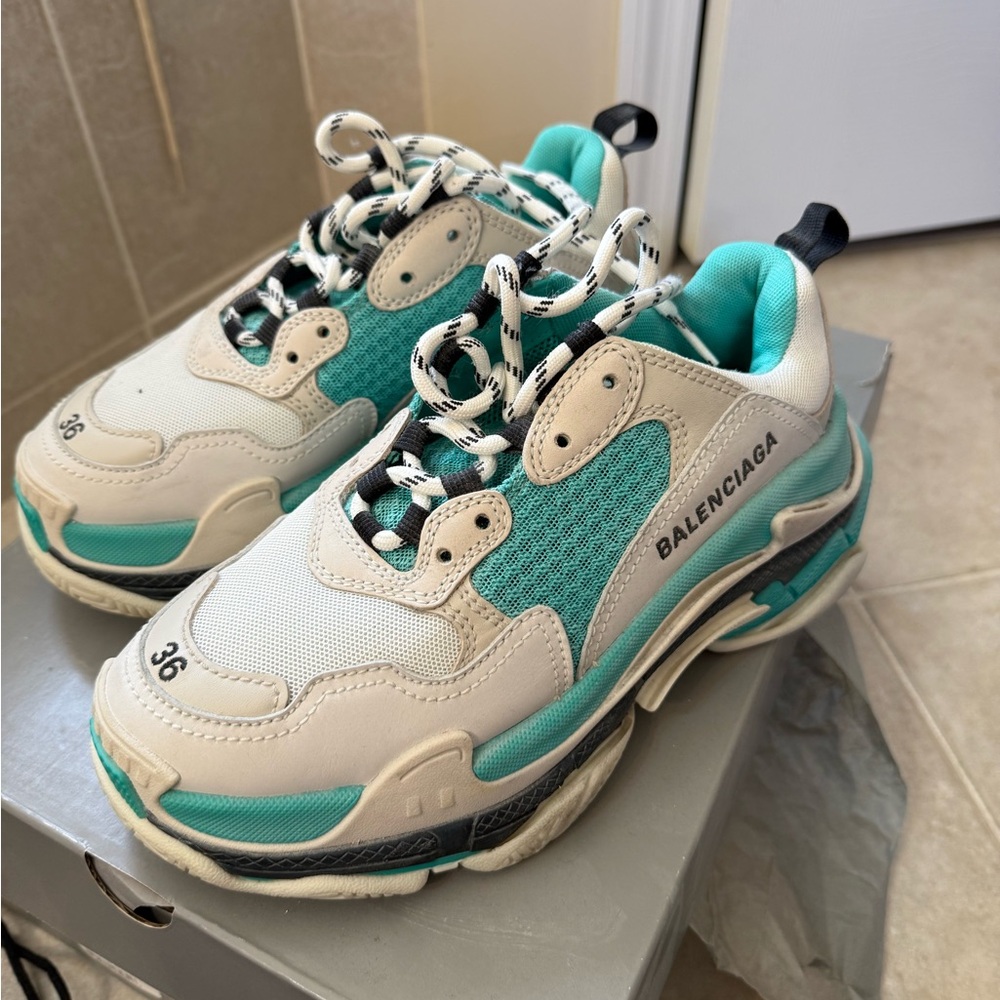 Balenciaga Sneakers in Cream and Teal